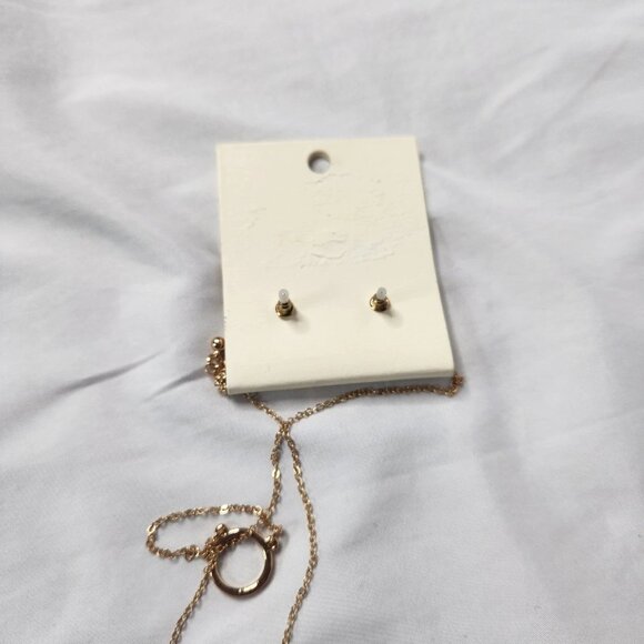 World Market Women's Jewelry Set Nickel Free New Gold Toned Rhinestones - Picture 5 of 5